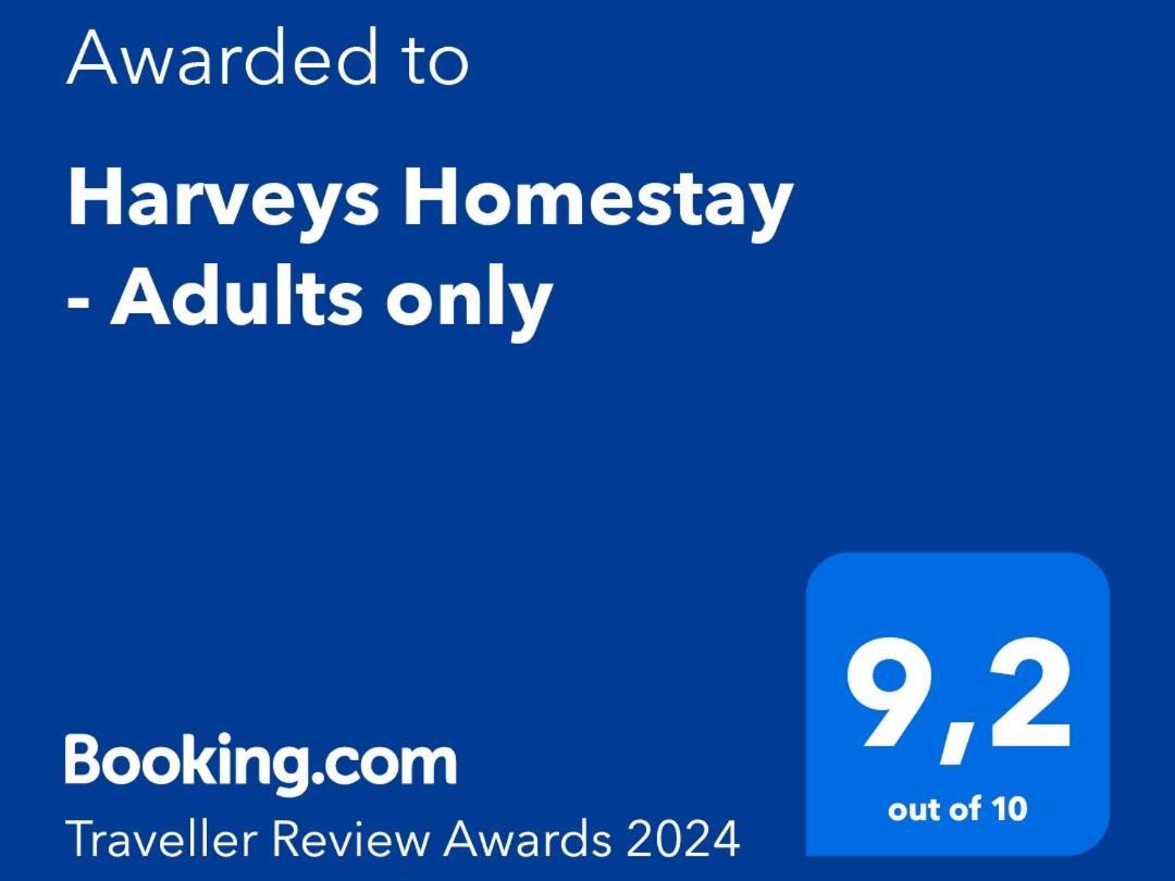 Harveys Homestay - Adults Only Mieres  外观 照片